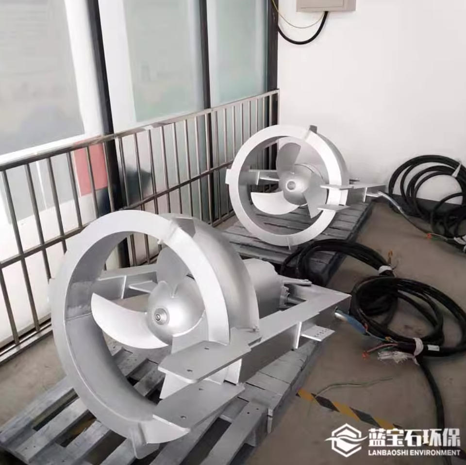南京蓝宝石环保有限公司为广西某公司提供QHB3kW潜水混合液回流泵